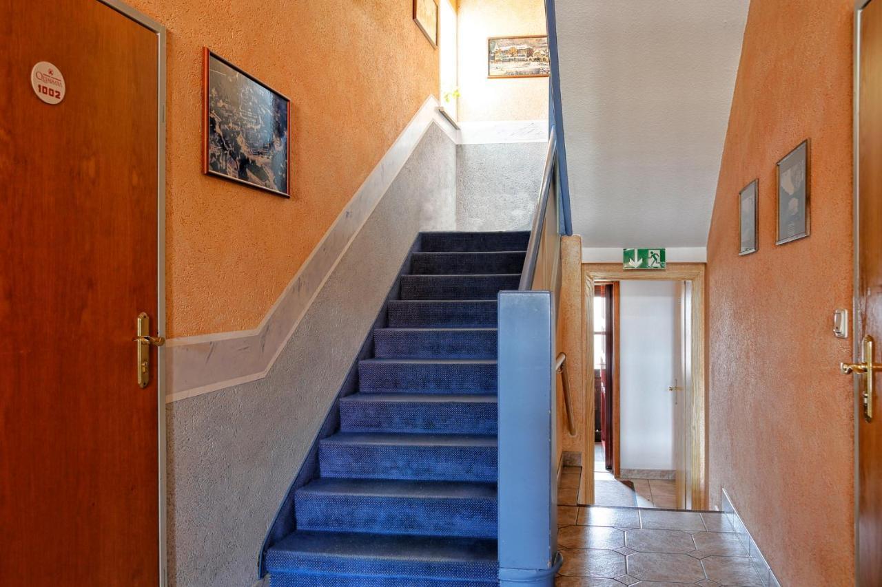 Konsum Gaestehaus Quisisana - Oberhof Oberhof  Buitenkant foto
