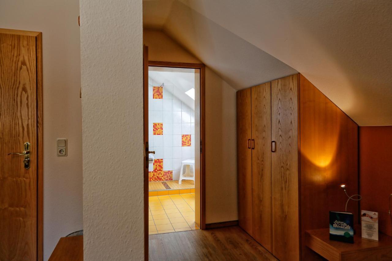 Konsum Gaestehaus Quisisana - Oberhof Oberhof  Buitenkant foto
