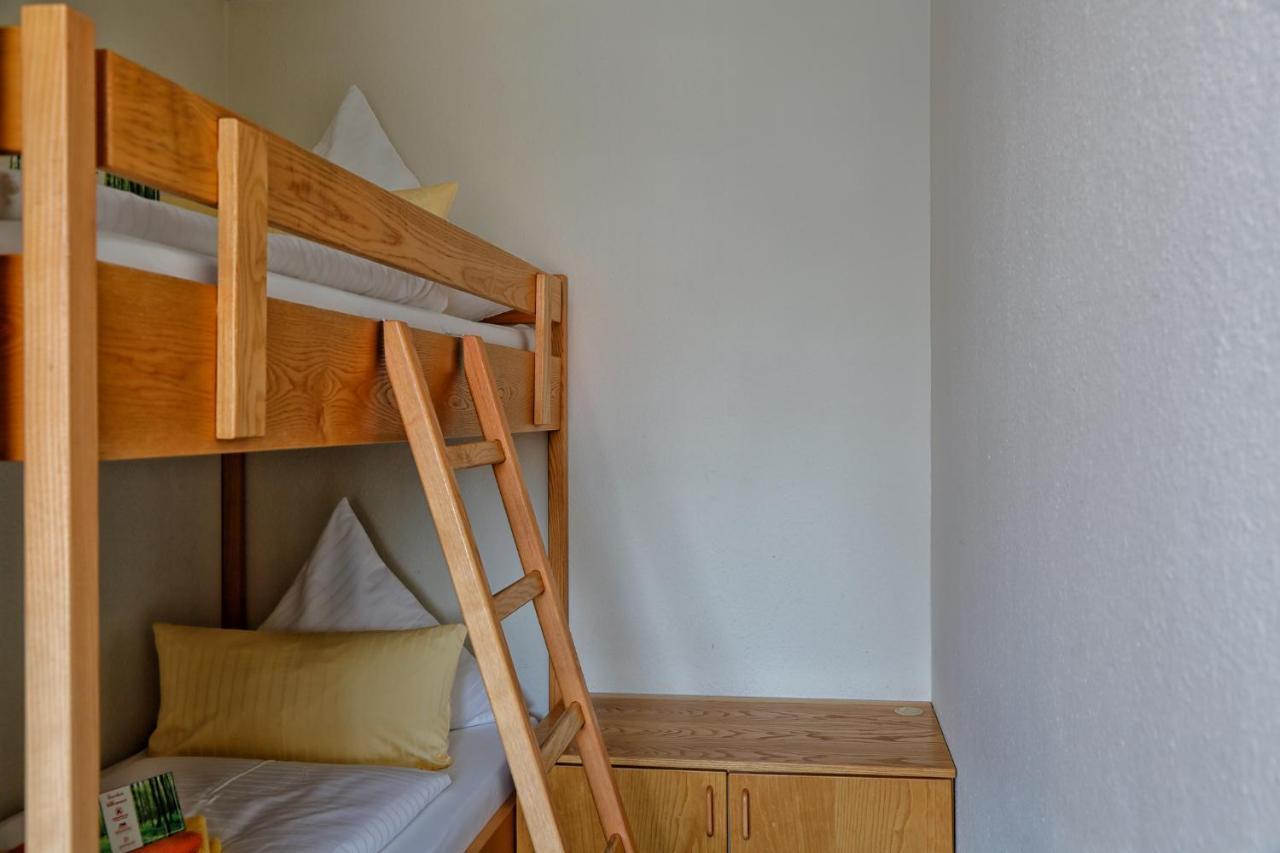 Konsum Gaestehaus Quisisana - Oberhof Oberhof  Buitenkant foto