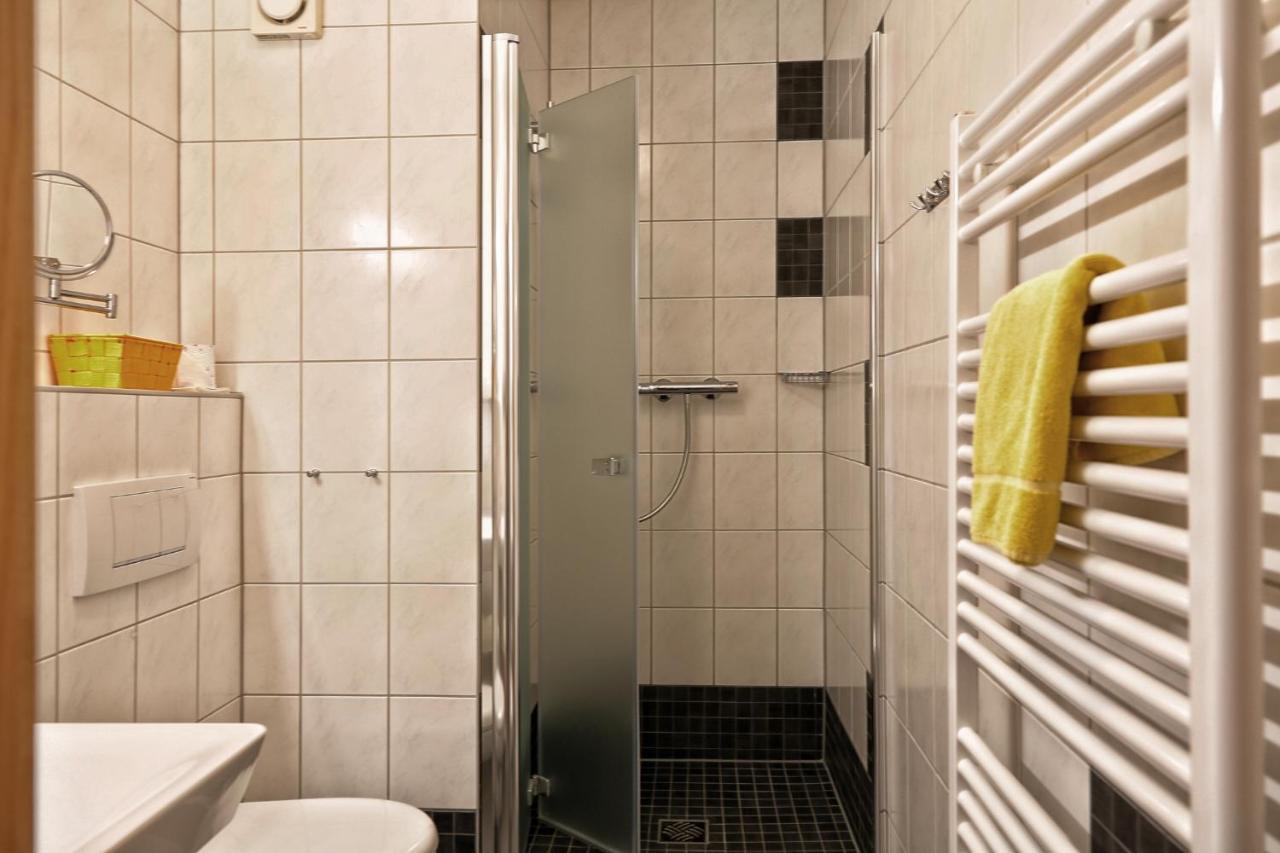 Konsum Gaestehaus Quisisana - Oberhof Oberhof  Buitenkant foto